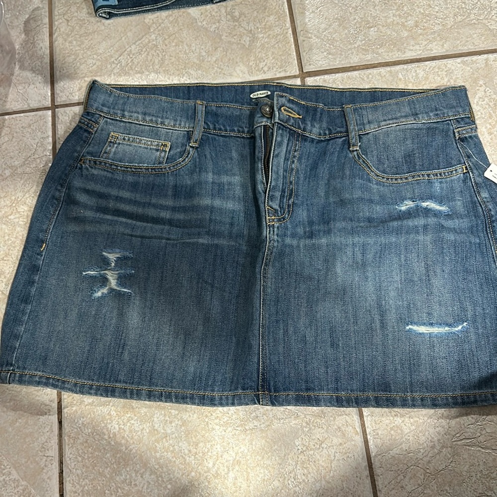 Old Navy jeans skirt NWT size 16